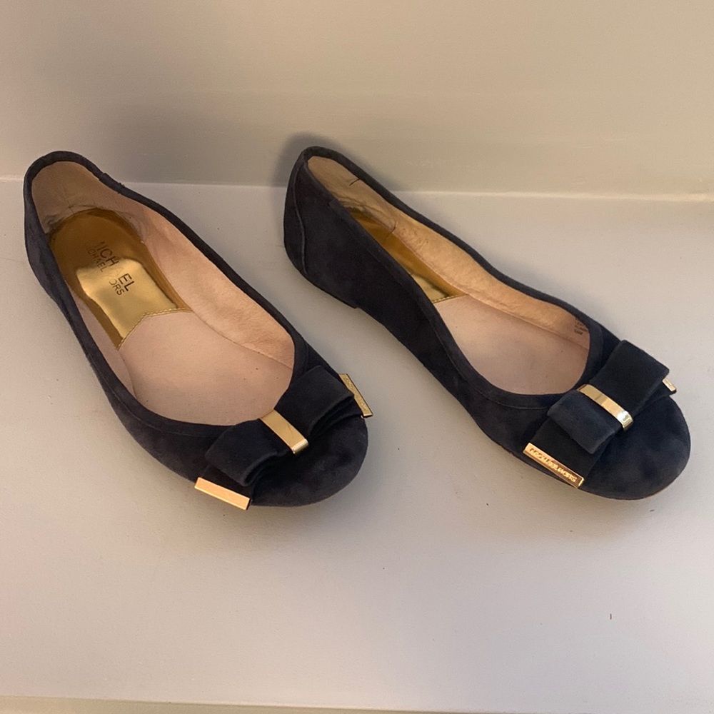Michael Michael Kors  navy suede flat